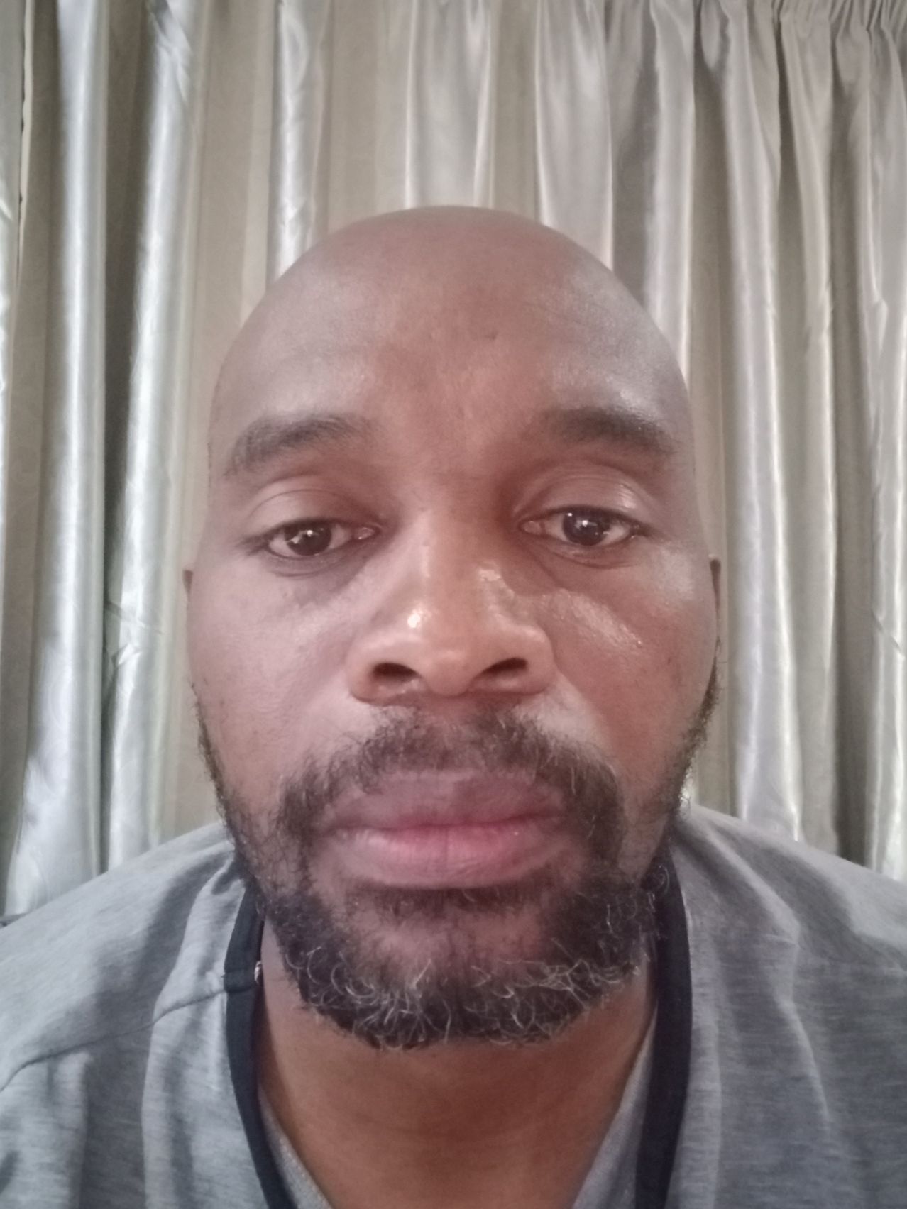 Ujuju Lwezintaba Holding transport provider in Olifantsvlei 327-Iq profile image
